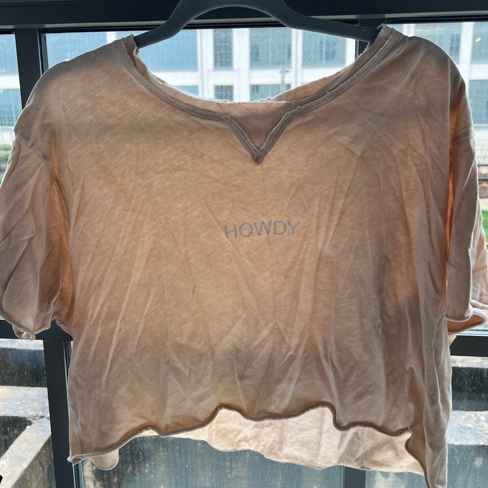 Light orange “howdy” baby tee from aerie